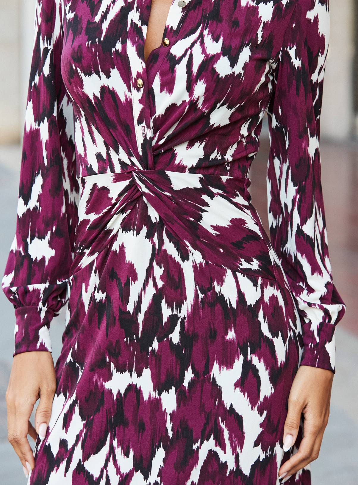SOSANDAR Burgundy Floral Print Twist Front Shirt Dress 12 - Image 3